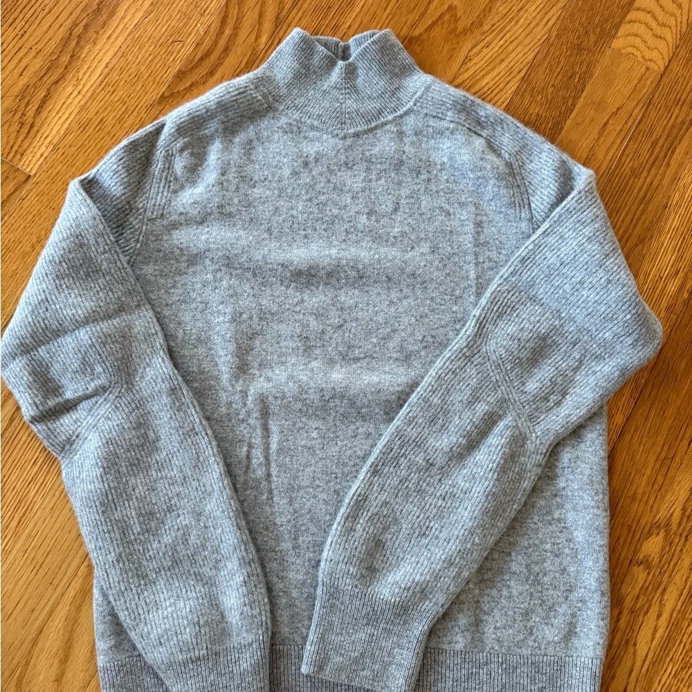 Rag & Bone Ribbed Gray Cashmere V-Notch Mock Neck Sweater